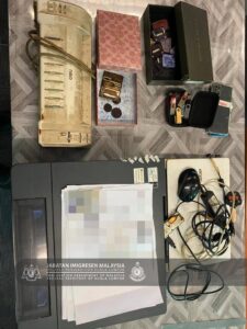 Jual cap keselamatan, pasport palsu Indonesia RM350 terbongkar