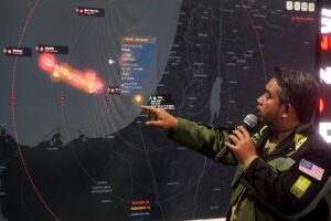 Kapal Mikeno tidak bergerak, Ardell mungkin telah dipindahkan