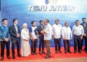 Kerajaan jamin tempat anak tempatan di IPT