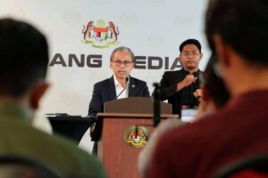 Kerajaan laksanakan kajian menyeluruh isu sosial di sekolah