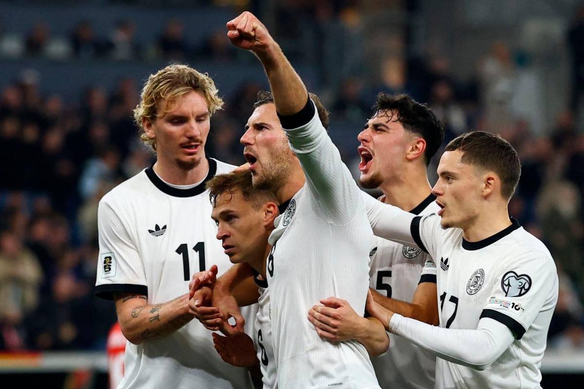 Kimmich double fires Germany top with 4-0 win over Luxembourg