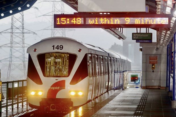 LRT Kelana Jaya Line hit by power disruption, shuttle buses activated