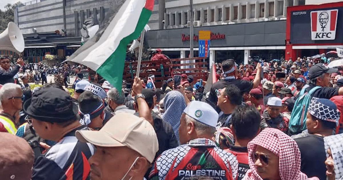 Large crowd rallies against URA bill, Gaza aid flotilla crackdown