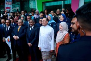 Lebih ramai rakyat perlu nikmati manfaat pertumbuhan ekonomi, literasi kewangan