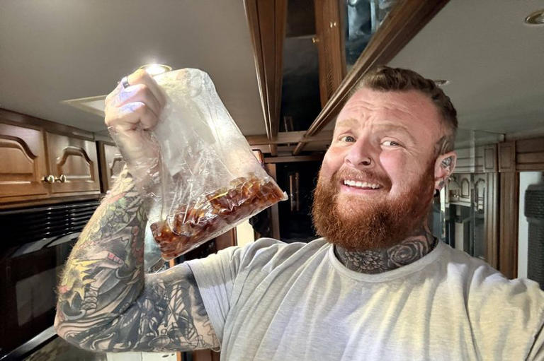 Lelaki nyaris maut selepas makan tiga kilogram ‘gummy’