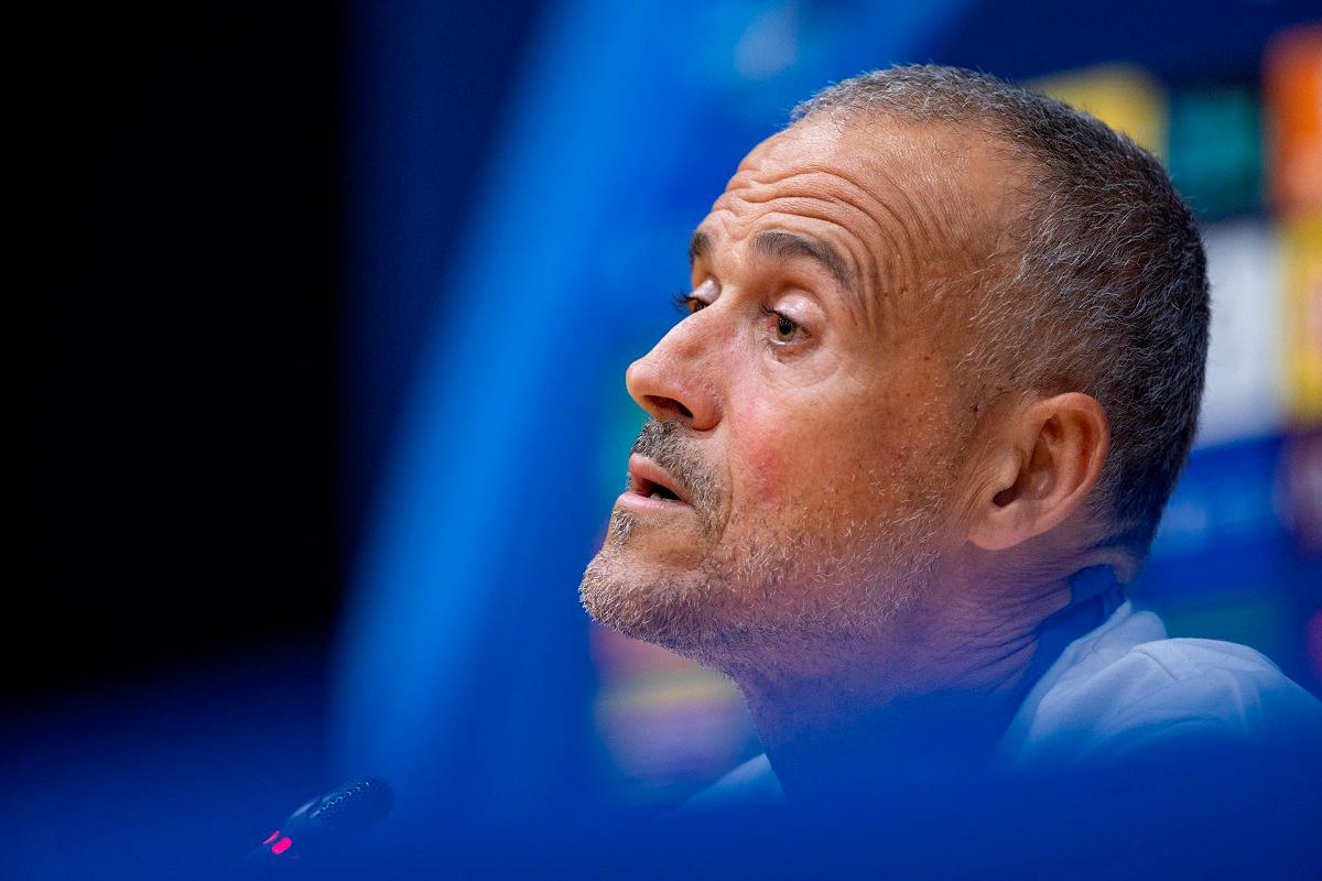 Luis Enrique calls Barcelona’s Pedri ‘Harry Potter’ before PSG clash