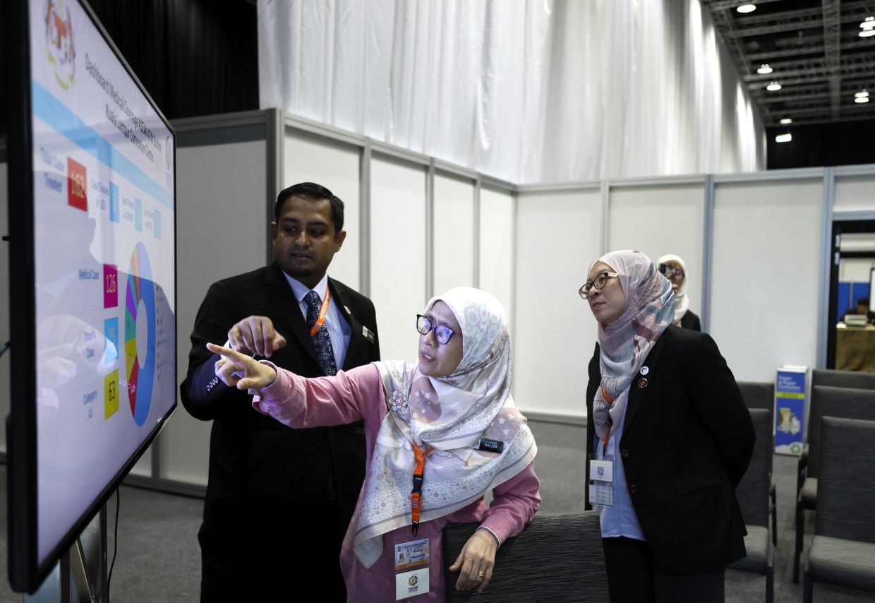 MOH ensures top-level health readiness for 47th Asean Summit