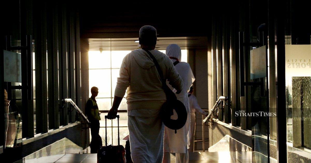 MPs call for automatic haj eligibility for pilgrims aged 60 and above