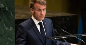 Macron warns Israeli settlements threaten Palestinian state