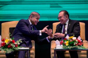 Malaysia and Pakistan urged to adopt aggressive bilateral policy