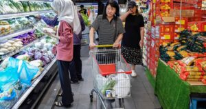 Malaysians hope Budget 2026 builds on success of SARA, STR and BUDI95