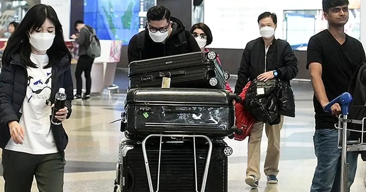 Misuse of social visit passes by Chinese visitors minimal, says Saifuddin