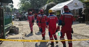 No more signs of life in Indonesian school collapse
