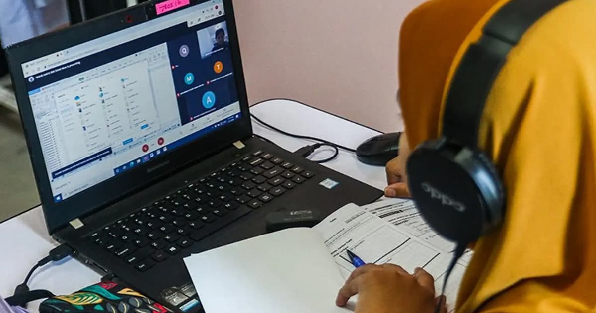 Online learning for 102 schools in Selangor, KL during Asean Summit