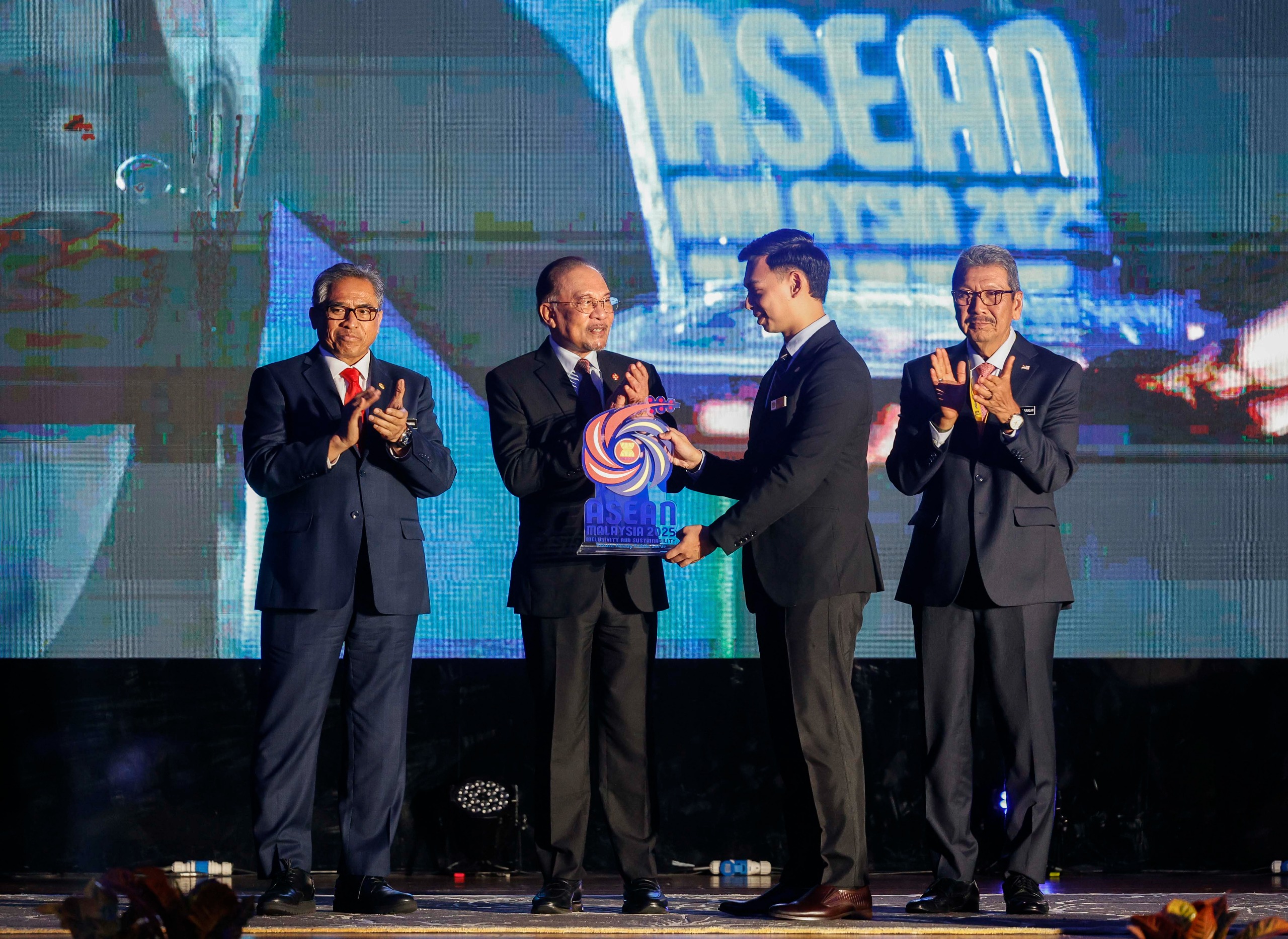 PM menghadap Majlis Raja-Raja persembah kehadiran Trump, Pelan Damai Gaza