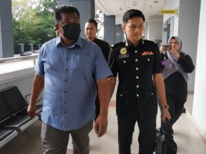 Pembantu tadbir PKD didakwa 77 pertuduhan terima suapan, kemuka dokumen palsu