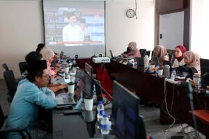 Penjawat awam terima bantuan khas kewangan RM500