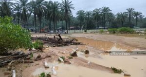 Perak floods: Strong currents wash away coffins, bodies in Bukit Gantang