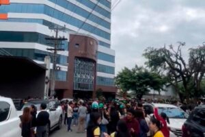 Powerful 7.4 magnitude earthquake strikes off southern Philippines, tsunami warnings issued