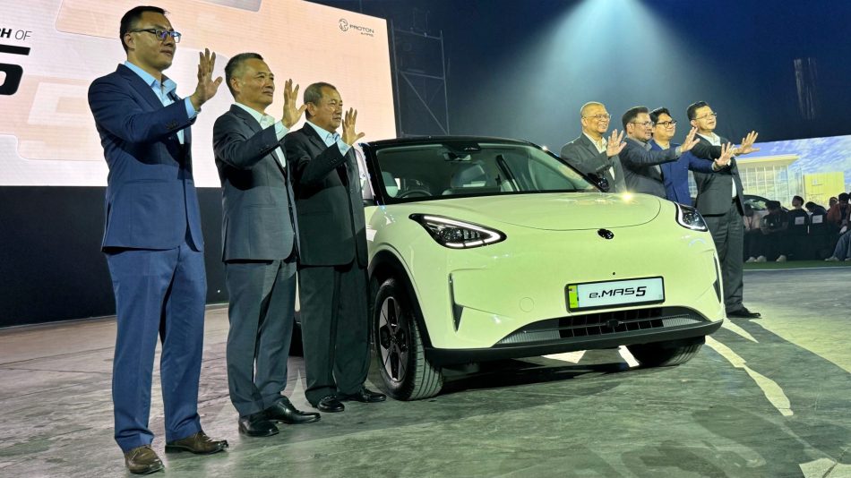 Proton e.MAS 5 Dijual Bermula Harga RM 59,800 – Diskaun RM3,000 Untuk Pembelian Sehingga Akhir Tahun 2025