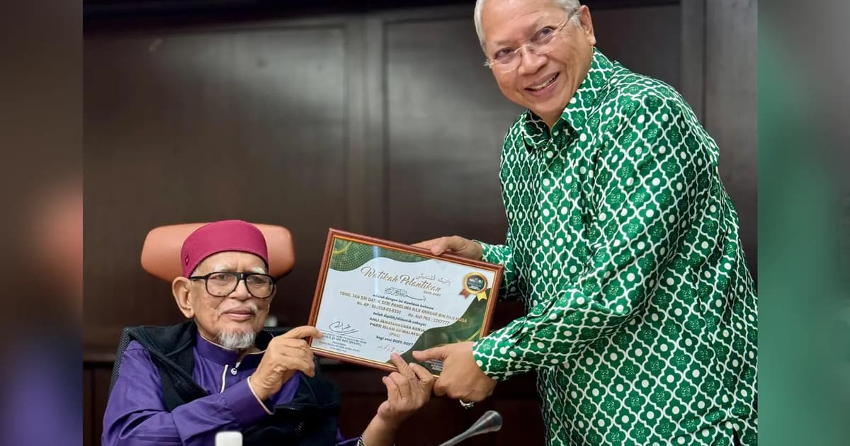 Puad mocks PAS for making Annuar its Sabah polls director