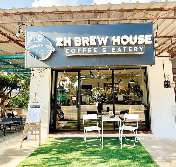 Rasai pengalaman gastronomi minum kopi di ZH Brew House
