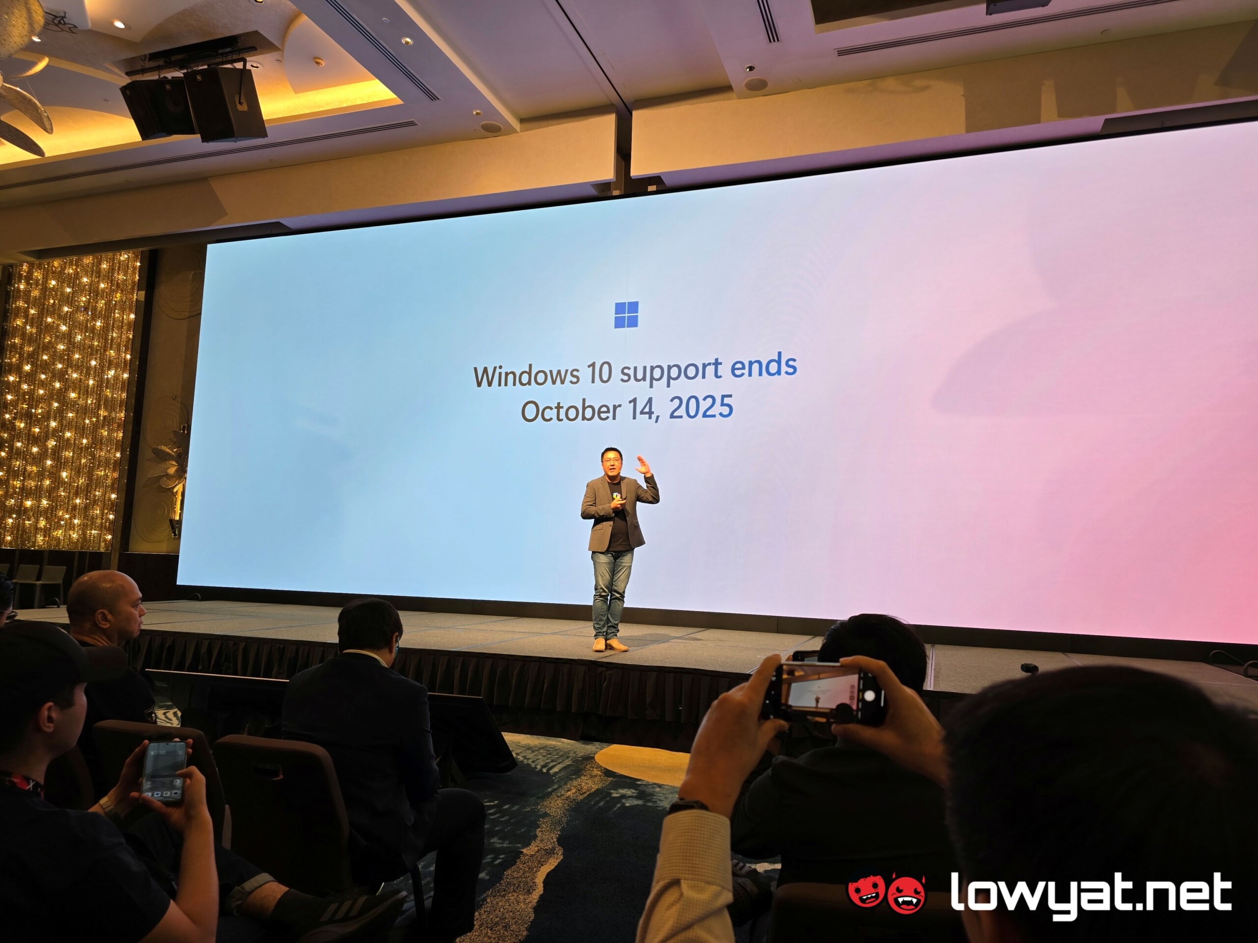 Reminder: You Should Be Updating From Windows 10 To Windows 11