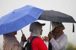 Ribut petir dijangka landa enam negeri petang ini