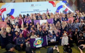 SK Putrajaya Presint 11(1) dinobat pemenang Anugerah Sekolah Terbaik Dunia