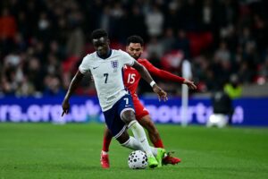 Saka bakar semangat England jinakkan Wales 3-0