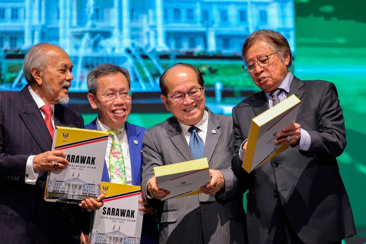 Sarawak bentang dasar pemilikan negeri bulan depan