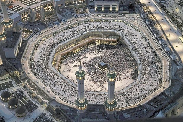 Saudi Arabia bars pilgrims with chronic illness, infectious disease from haj next year