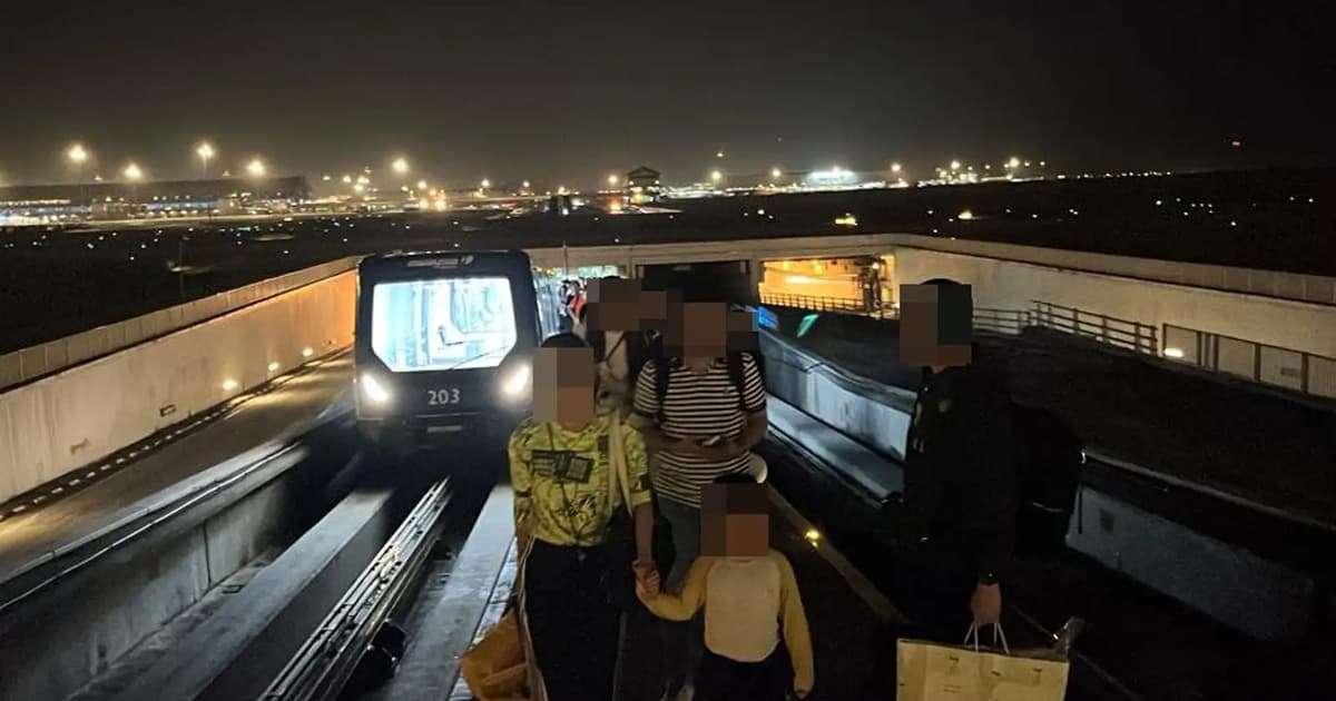 Shuttle buses all day at KLIA after aerotrain failures