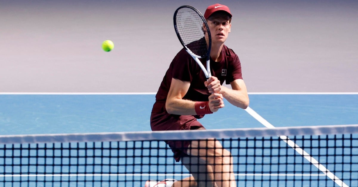 Sinner waltzes into Vienna semi-finals