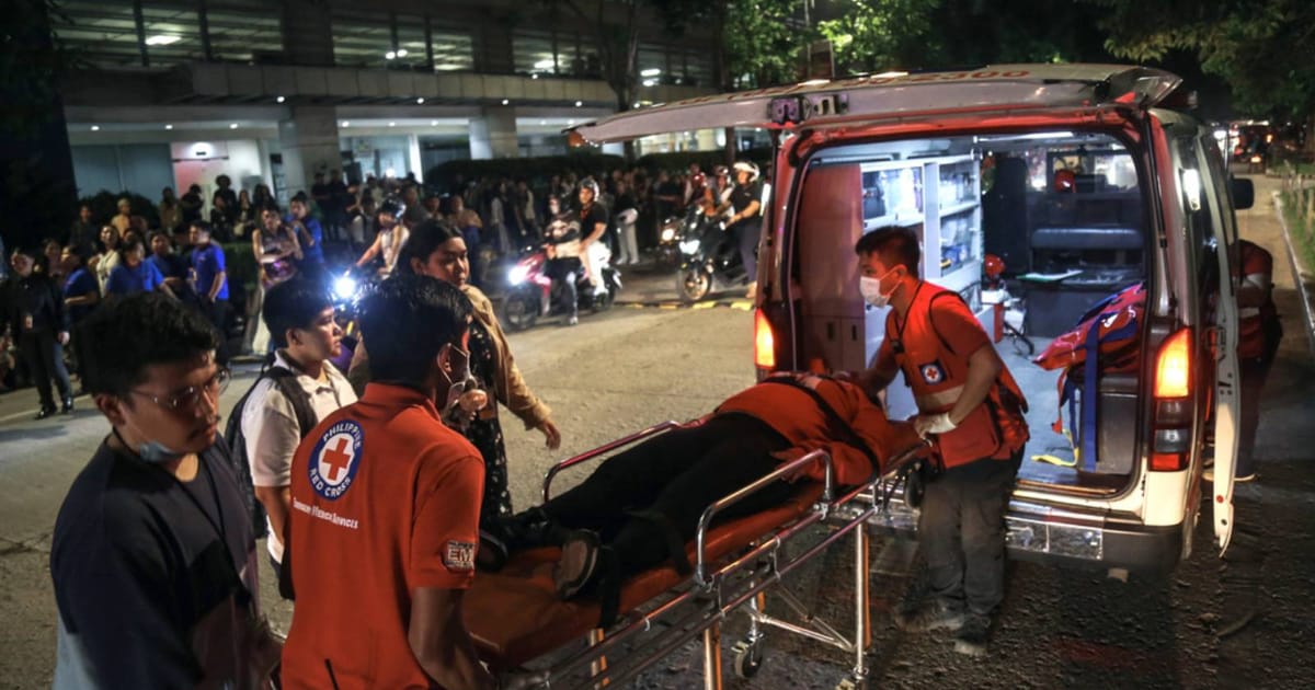 Strong quake in central Philippines kills 8 as search ongoing