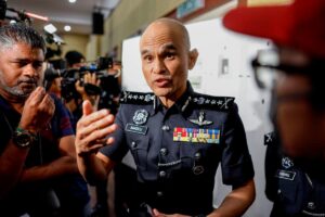 Suspek pendam cinta terhadap mangsa