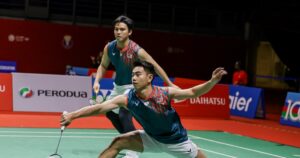 Sze Fei-Izzuddin fight back to upstage Hoki-Kobayashi at French Open