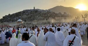 TH to study proposal for automatic haj eligibility for senior citizens