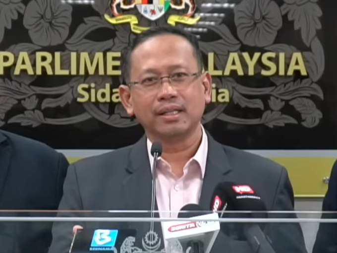 Takiyuddin perlu minta maaf di Dewan Rakyat isu serangan Masjid Rusila