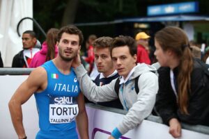 Tindakan intip juara Olimpik bawa padah