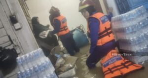 Torrential downpour prompts 3 temporary centres to open in Perak