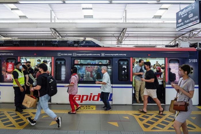 Tren KLCC, Ampang Park, antara yang ditutup