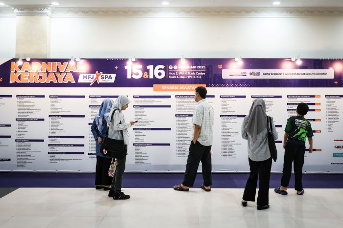 Trend lompat kerja beri kesan terhadap pasaran buruh