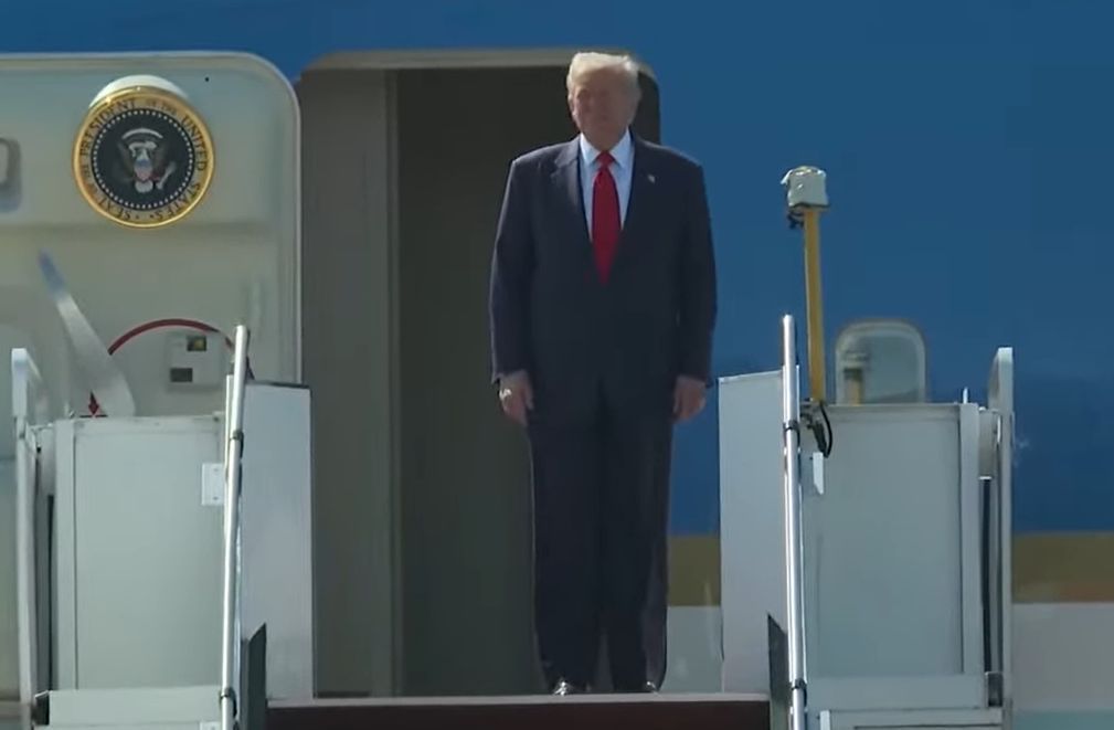 Trump arrives in Malaysia for Asean Summit