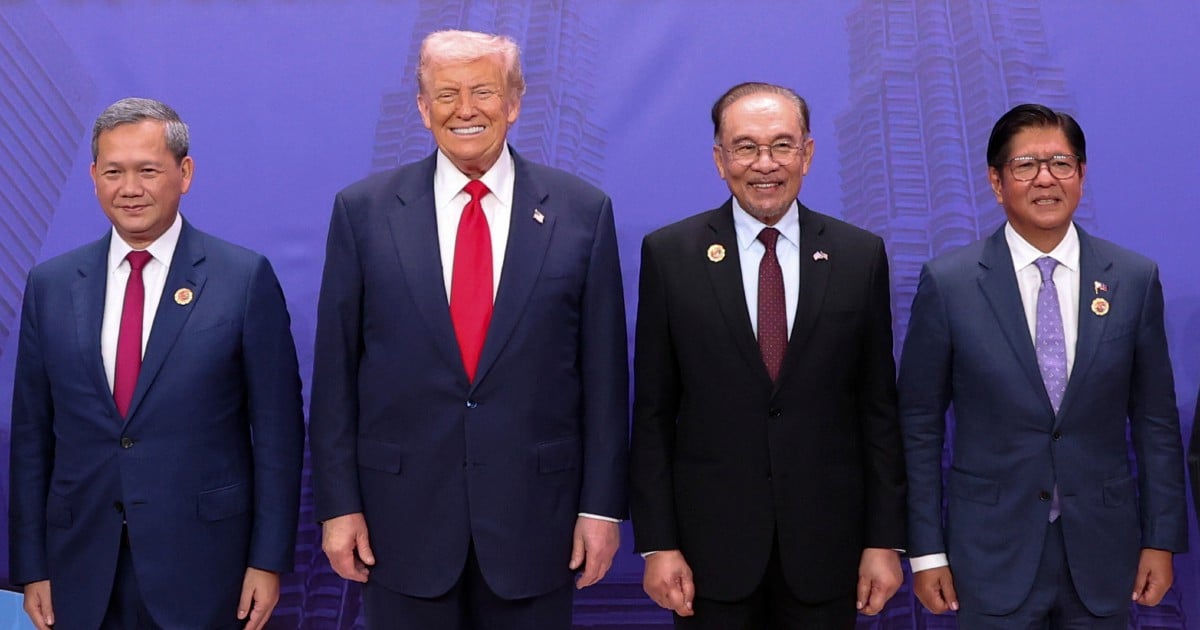 Trump races to Japan for pivotal talks with China's Xi