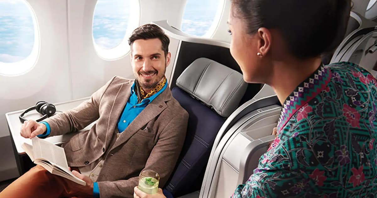 Two ways Malaysia Airlines can avoid conflict over serving alcohol