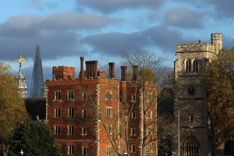 Two women seen as frontrunners ahead of Archbishop of Canterbury announcement