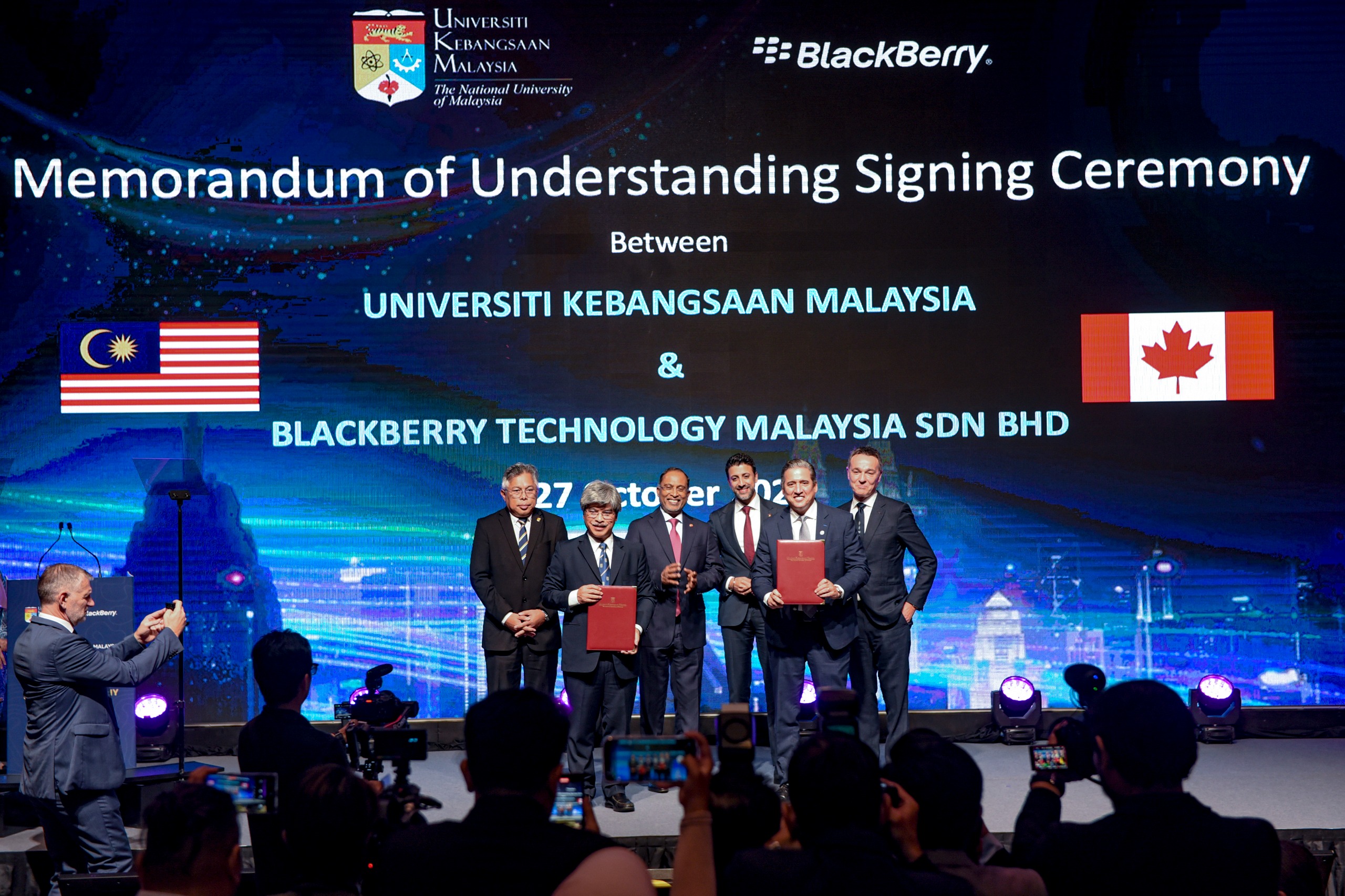 UKM, BlackBerry bangun pusat kecemerlangan keselamatan siber