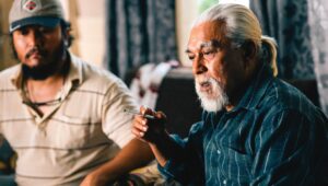 Ulasan Badak: Ketika yang tuli lebih memahami