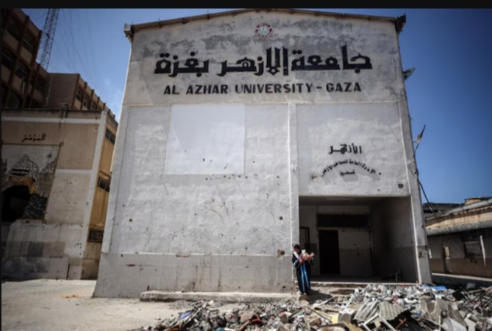 Universiti Al-Azhar di Gaza musnah dibom tentera Israel
